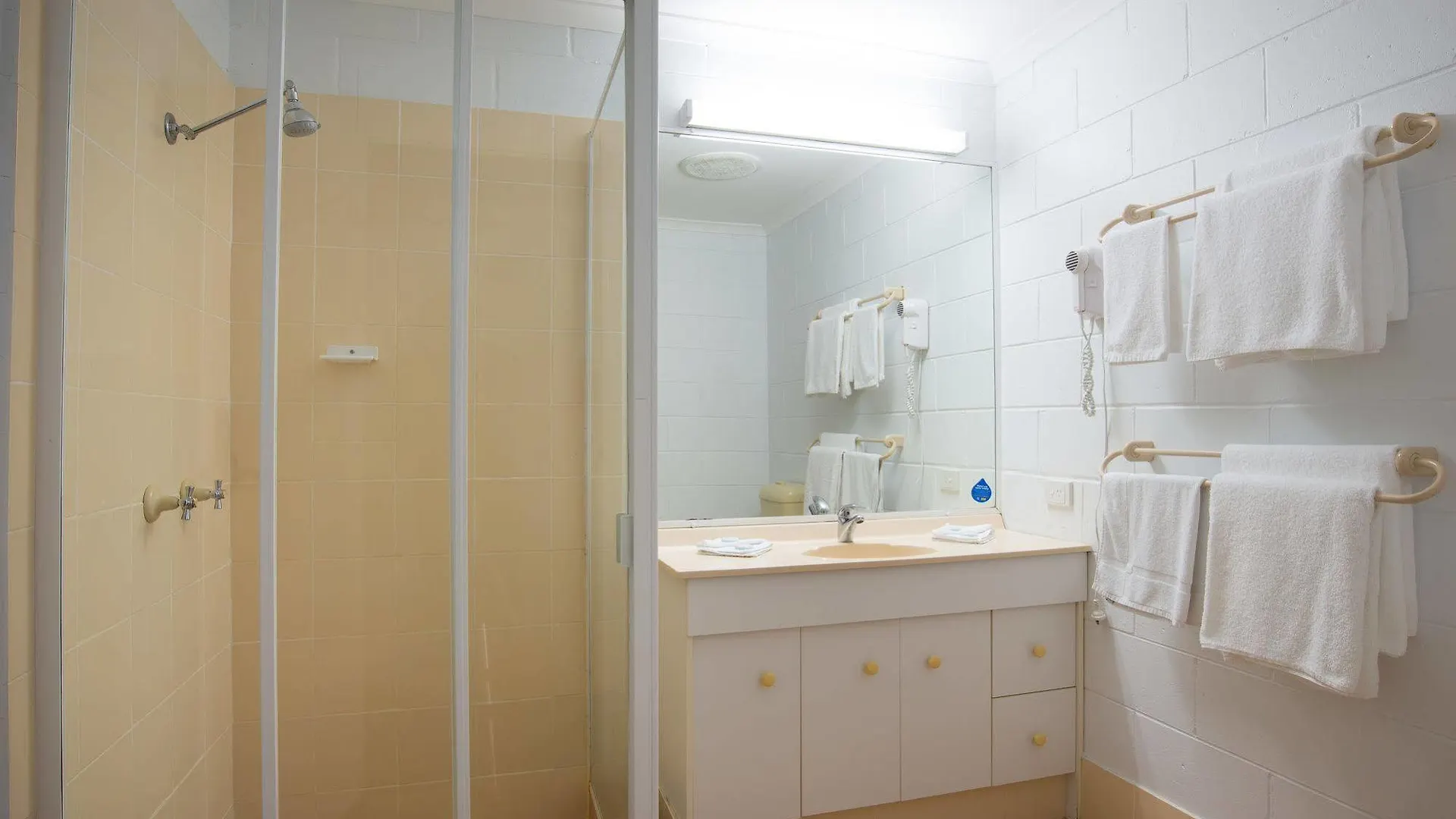 Cedar Lake Country Resort Gold Coast